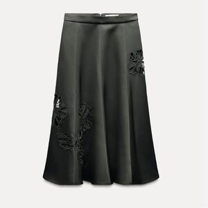 Zara NWT black satin effect embroidered rhinestone midi skirt 2731/071